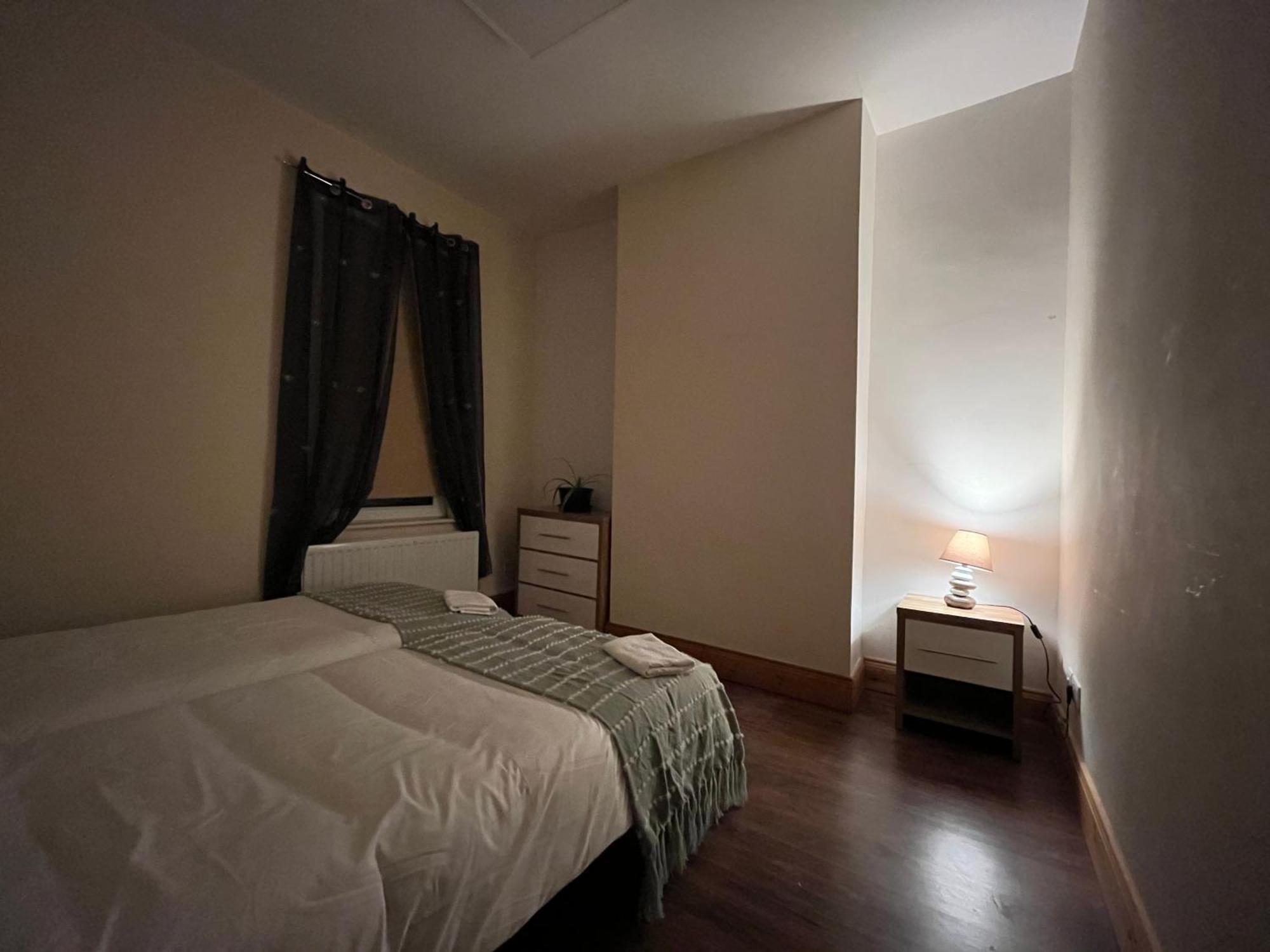 Gr8 Hostel At The Mount ベルファスト エクステリア 写真