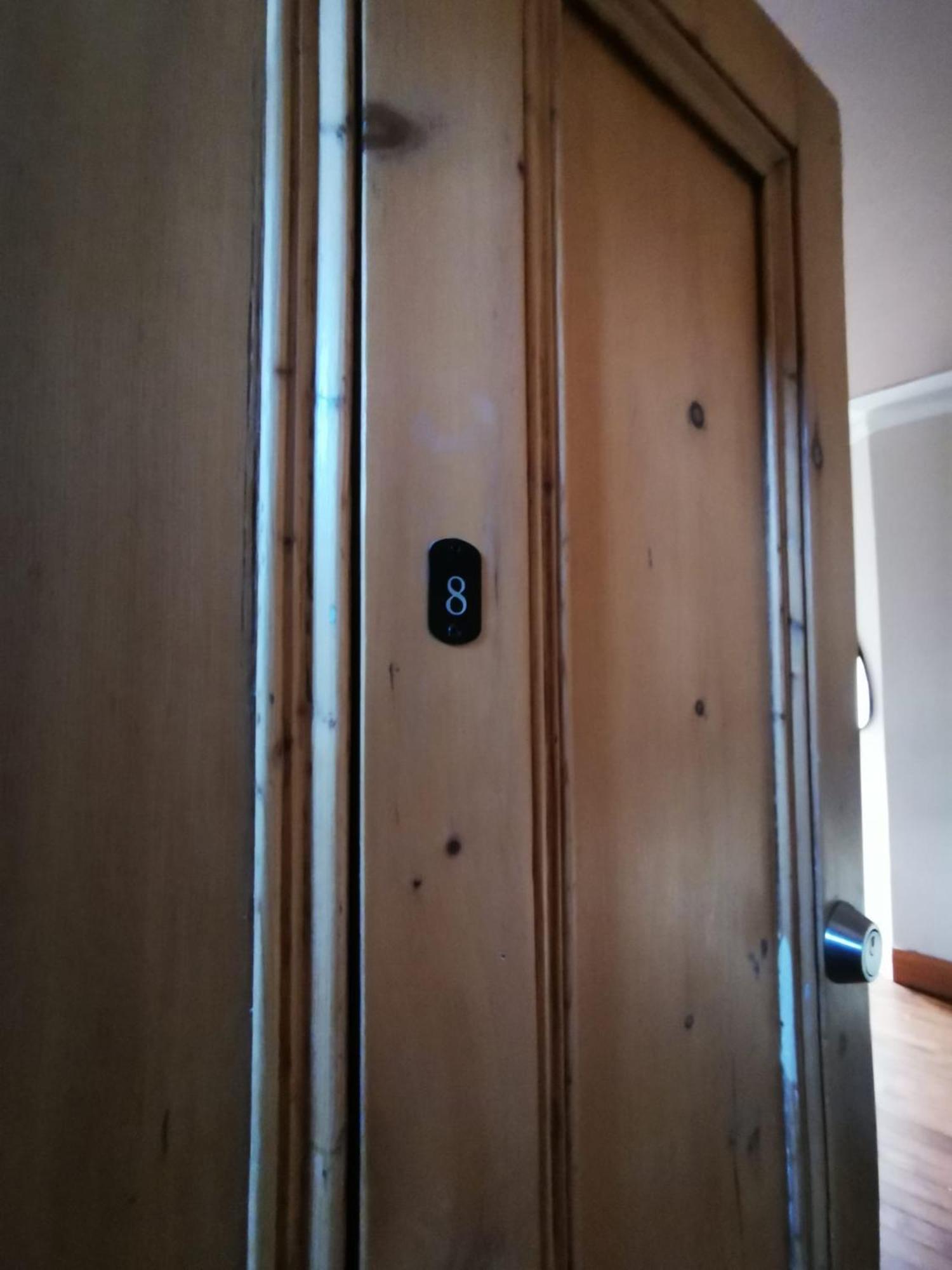 Gr8 Hostel At The Mount ベルファスト エクステリア 写真