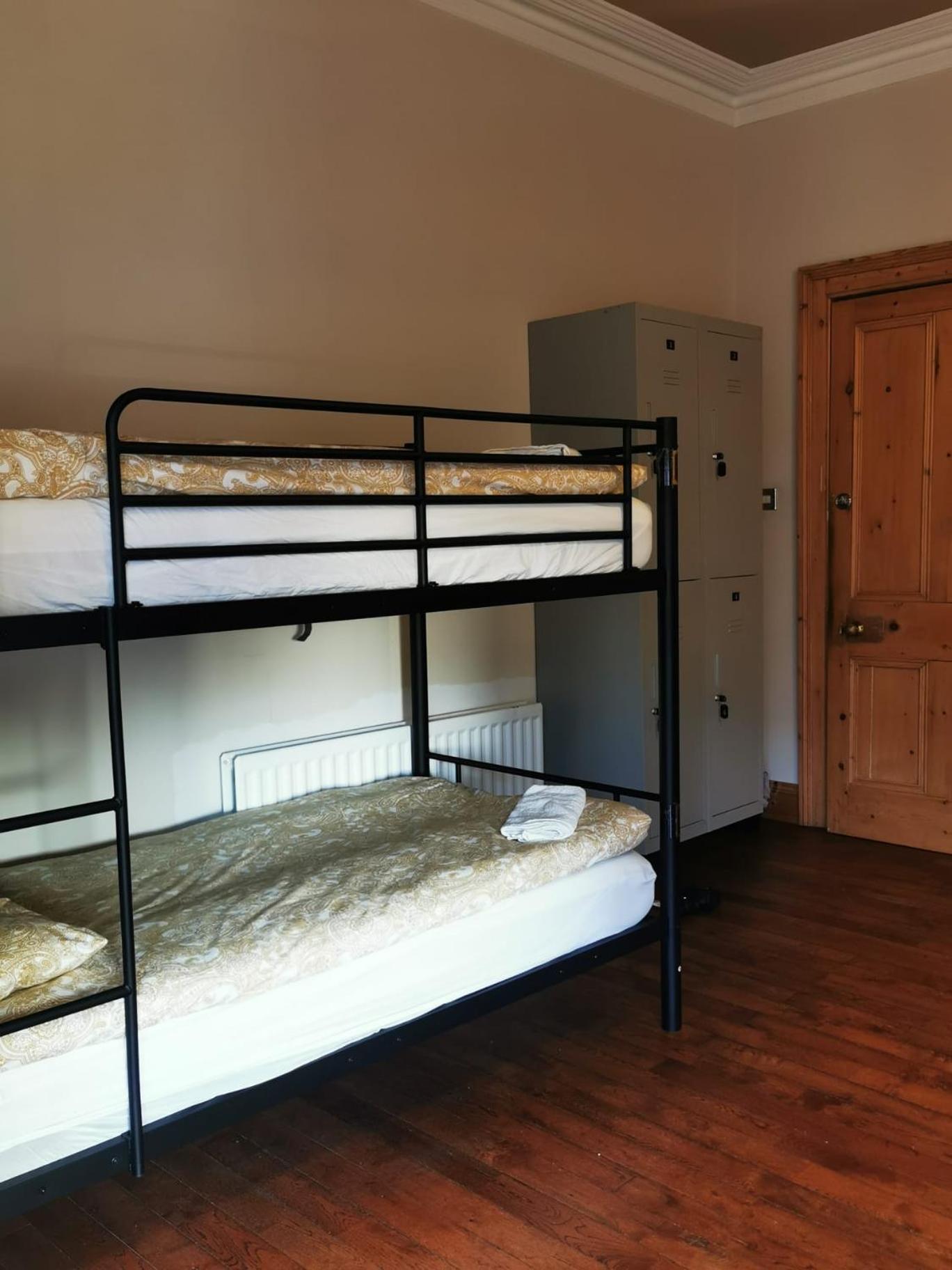 Gr8 Hostel At The Mount ベルファスト エクステリア 写真